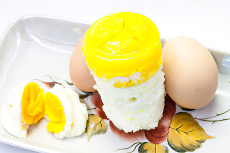 Яйца, сваренные необычным способом