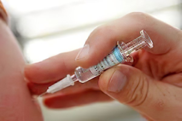 Прививка от полиомиелита при стоматите thumbnail