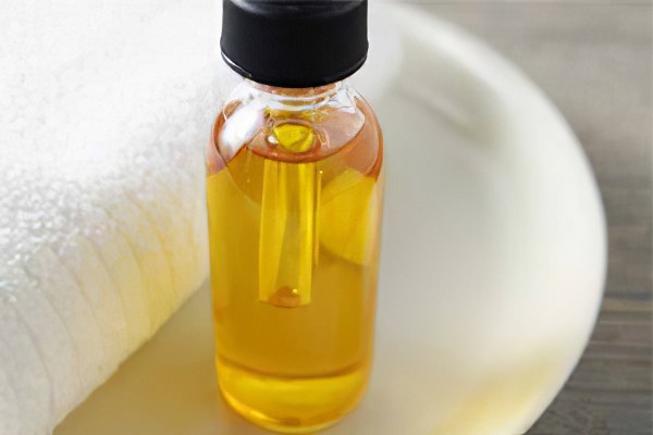 Яблочный уксус для мозолей и натоптышей Яблочный уксус для мозолей и натоптышей thumbnail