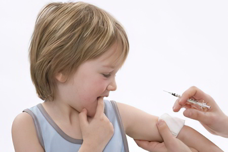 До какого возраста делают прививку от коклюша детям thumbnail