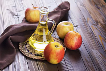 Полезные свойства яблочного уксуса и противопоказания