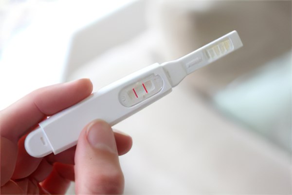 Проведение теста на беременность