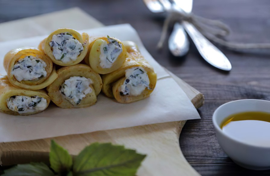 Сырные рулеты из кабачка Сырные рулеты из кабачка